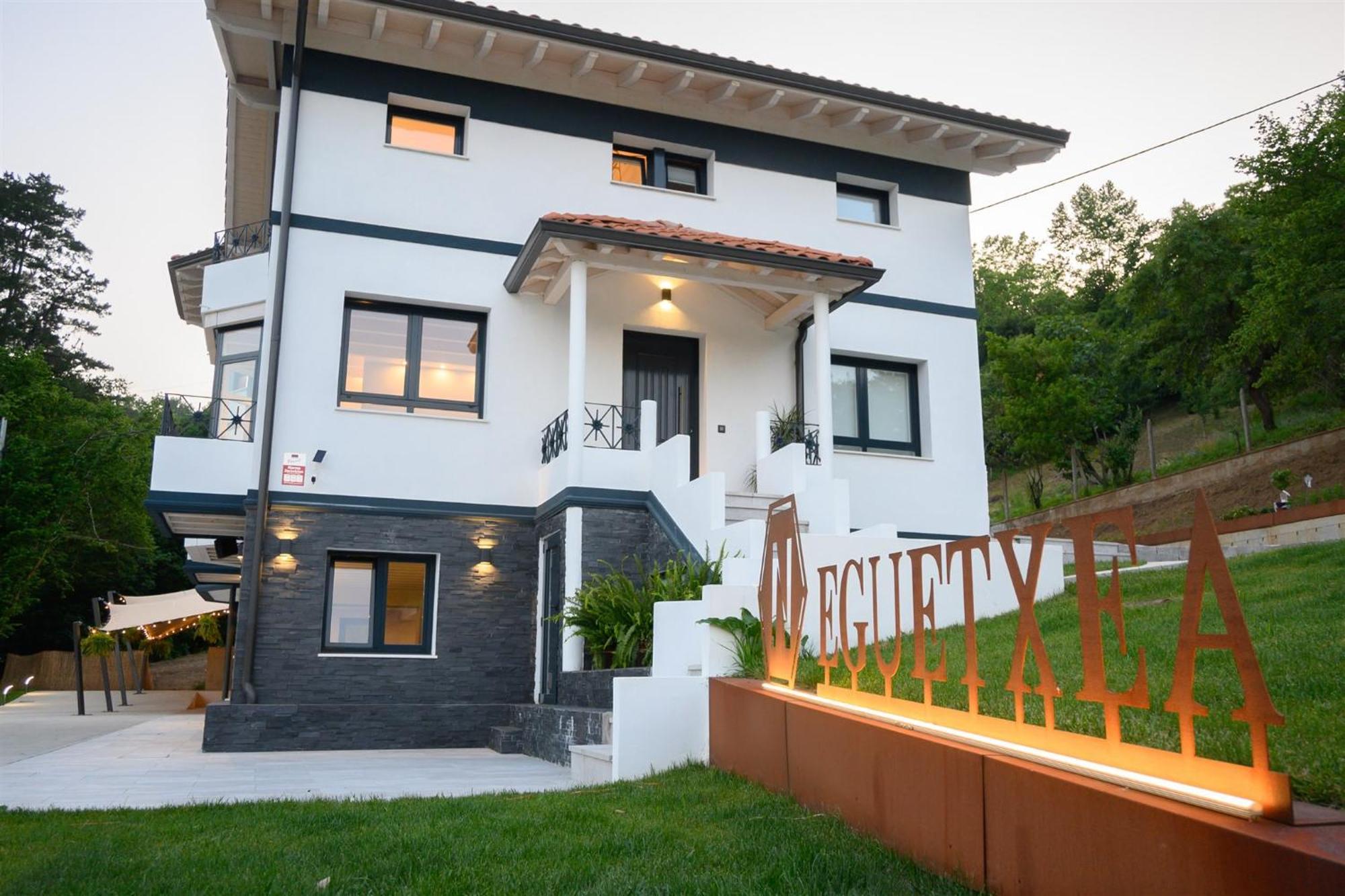 Neguetxea Boutique Guest House Guernica y Luno Exterior photo